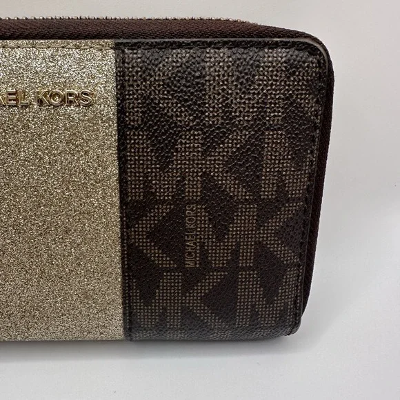 Michael Kors 7" Flat Wallet Center‎ Stripe Wristlet Clutch Card Holder Monogram - Picture 5 of 16